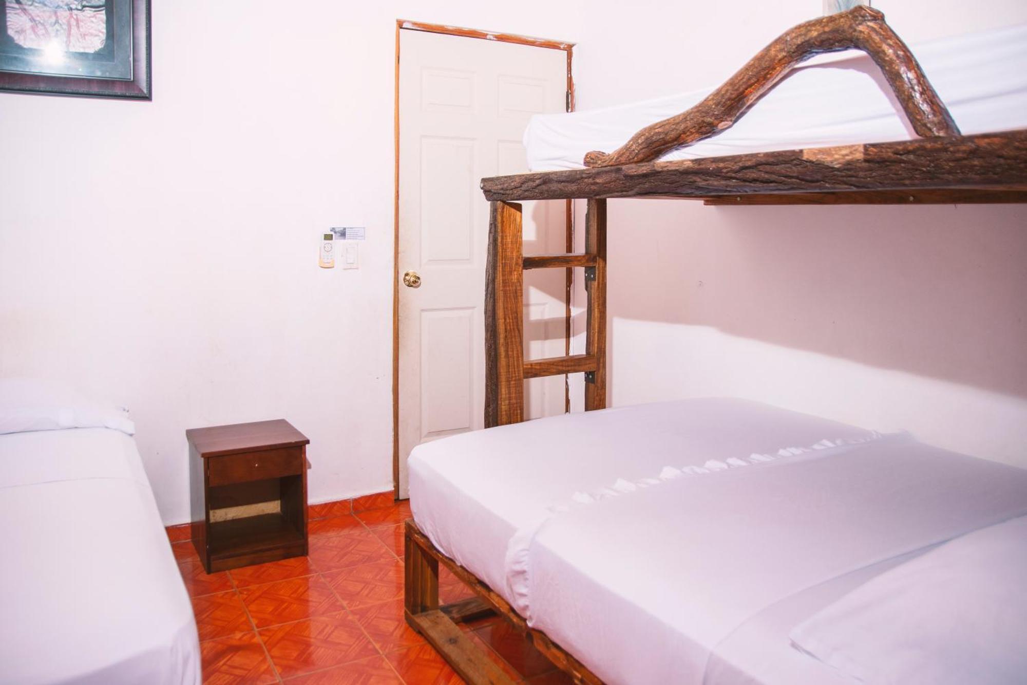 Hospedaje Villamar Nueva Gorgona Zewnętrze zdjęcie